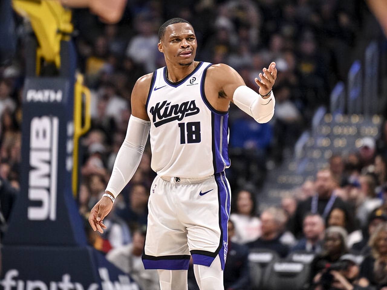 在训练中引 在训练中引